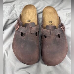 Birkenstock Oiled Leather Clog in color Habana- women’s normal width 7 NWT